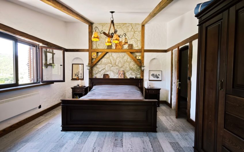 Bigovo – townhouse for sale – clean documents