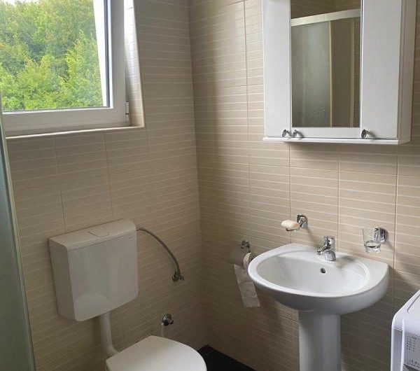 Two-bedroom apartment in Bijela – urgent sale – 158,000