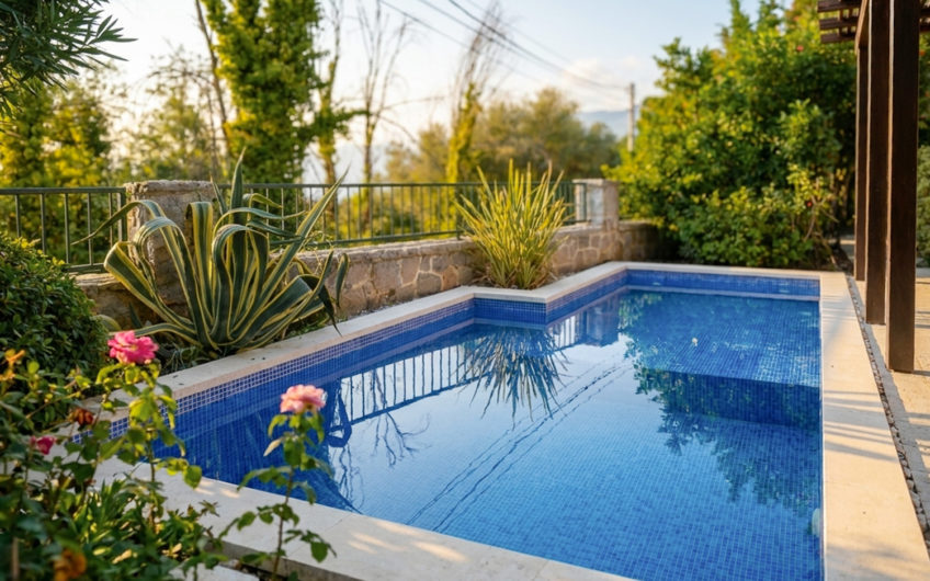 Villa with panoramic views within walking distance of the sea