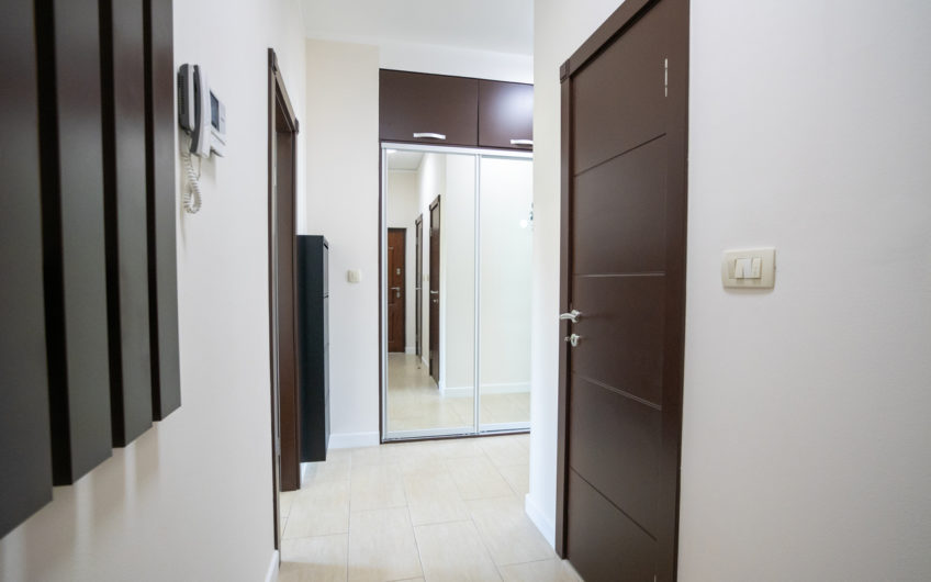 2-Bedroom Apartment on the Waterfront in Becici – Medical centar