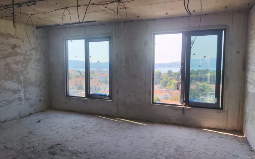Exclusive Penthouse with Private Rooftop Terrace in Tivat