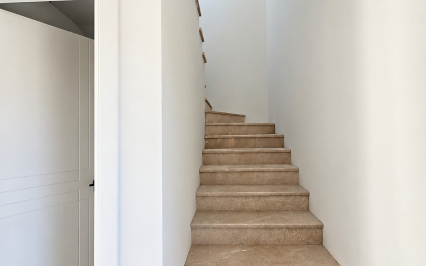 Modern Villas with Swimming Pools in Donja Lastva