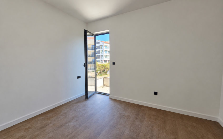 Modern Villas with Swimming Pools in Donja Lastva
